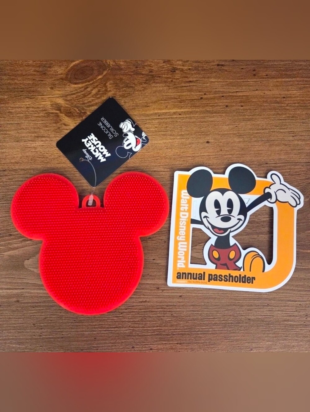 Disney Mickey Mouse Red Silicone Scrubber & WDW Annual Passholder Magnet Bundle